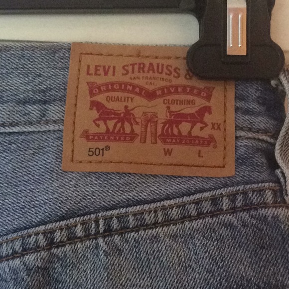 Levi’s Strauss Distressed Jeans Denim Shorts 501 - Picture 3 of 8